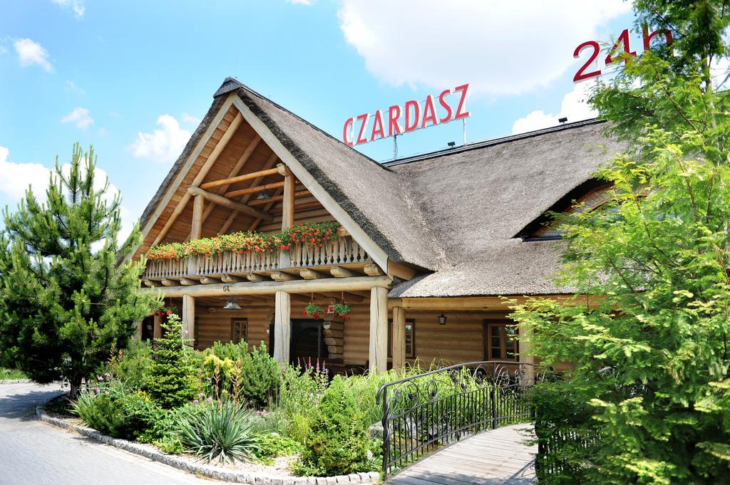 Hotel Czardasz Koziegłowy Eksteriør billede